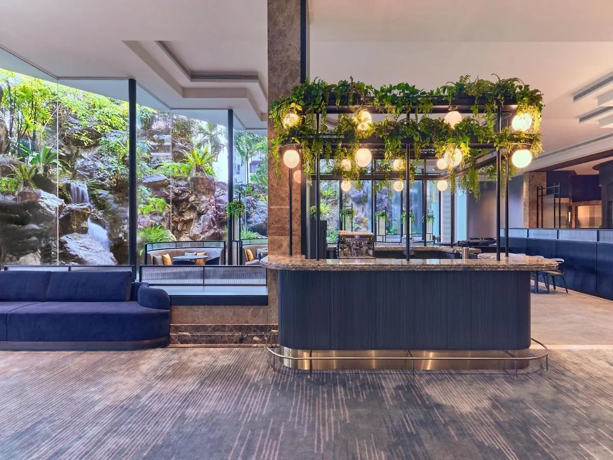 Vibe Hotel Singapore Orchard 4*,
